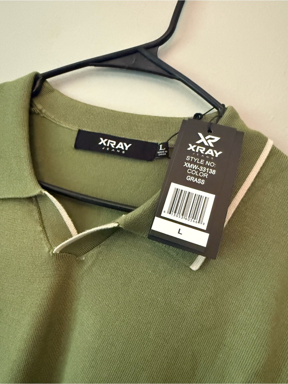 Xray Olive Contrast-Trim Men's Polo - Picture 2 of 3